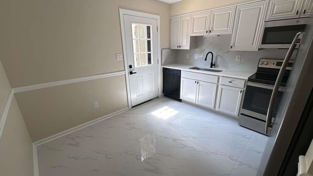 2 bedroom, 3 bathroom, 1,497 sq ft condominium for rent at 5011 Meadow Lane, Marietta, GA 30068 for $2,000 a month — photo 6