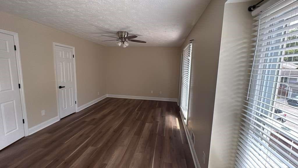 2 bedroom, 3 bathroom, 1,497 sq ft condominium for rent at 5011 Meadow Lane, Marietta, GA 30068 for $2,000 a month — photo 10