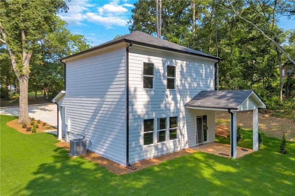 3 bedroom, 3 bathroom, 1,493 sq ft single family residence for sale at 129 Carey Street, Franklin Springs, GA 30662 — photo 4