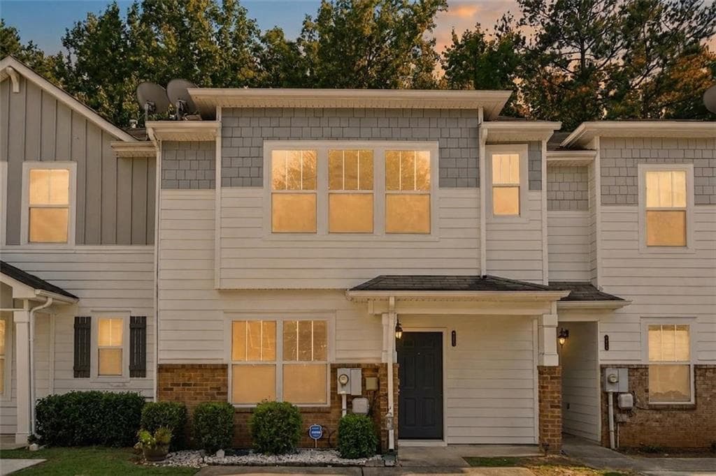 3 bedroom, 3 bathroom, 1,787 sq ft home for sale at 4455 Watson Ridge Drive, Stone Mountain, GA