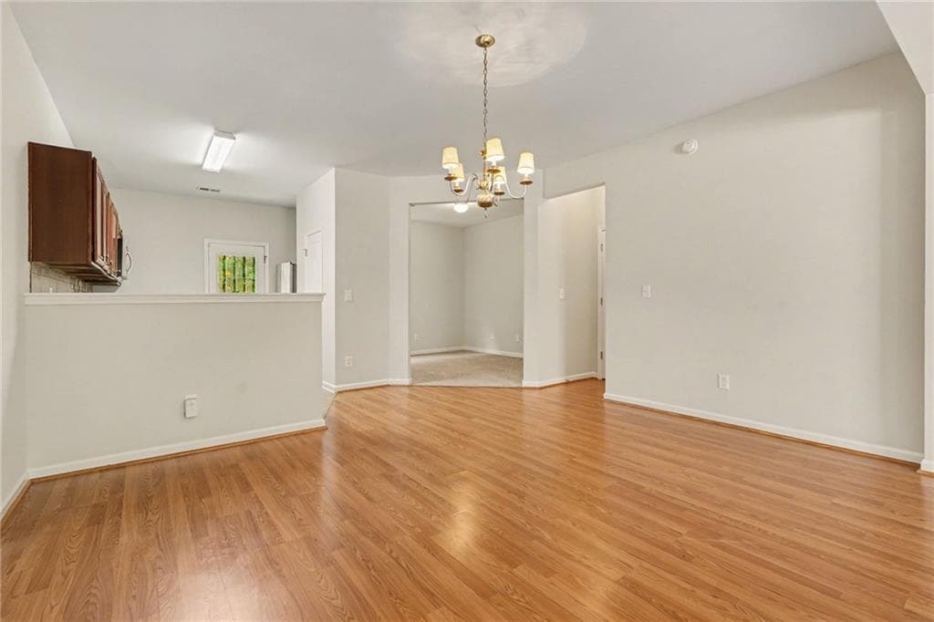 3 bedroom, 3 bathroom, 1,787 sq ft townhouse for sale at 4455 Watson Ridge Drive, Stone Mountain, GA 30083 — photo 9