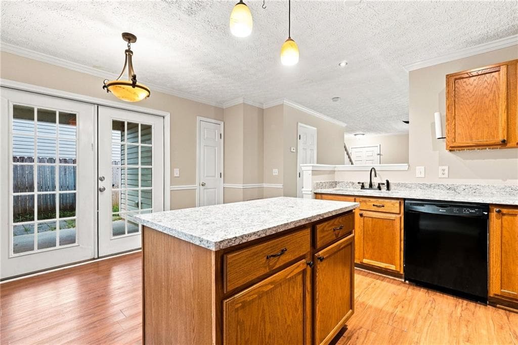 3 bedroom, 3 bathroom, 1,260 sq ft single family residence for rent at 225 Osmanthus Way, Canton, GA 30114 for $1,950 a month — photo 4