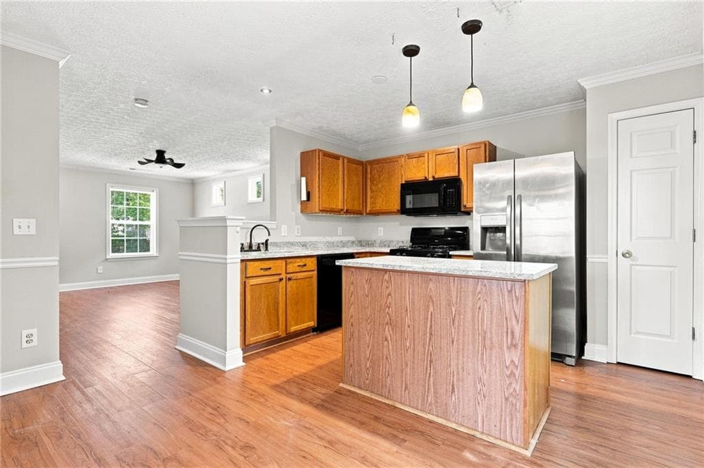 3 bedroom, 3 bathroom, 1,260 sq ft single family residence for rent at 225 Osmanthus Way, Canton, GA 30114 for $1,950 a month — photo 7