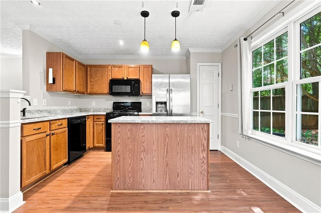 3 bedroom, 3 bathroom, 1,260 sq ft single family residence for rent at 225 Osmanthus Way, Canton, GA 30114 for $1,950 a month — photo 8