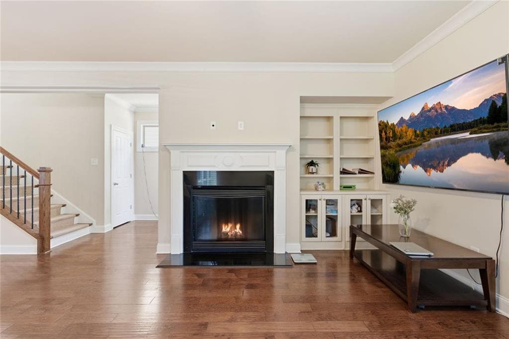 4 bedroom, 4 bathroom, 2,672 sq ft single family residence for sale at 7565 Scarlet Drive, Alpharetta, GA 30005 — photo 7