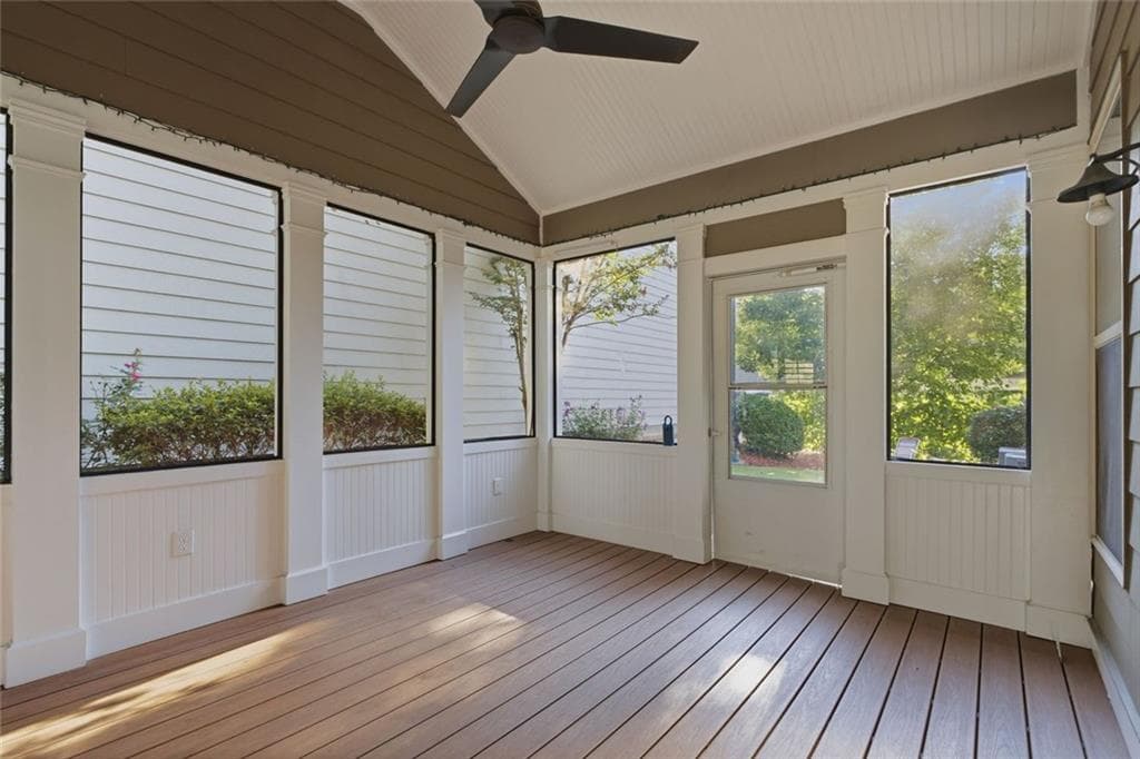 4 bedroom, 4 bathroom, 2,672 sq ft single family residence for sale at 7565 Scarlet Drive, Alpharetta, GA 30005 — photo 9