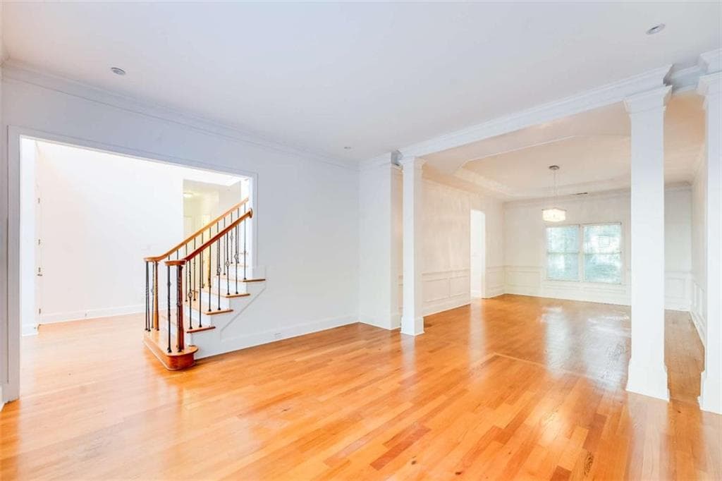 4 bedroom, 4 bathroom, 3,121 sq ft single family residence for sale at 105 Beracah Walk, Atlanta, GA 30331 — photo 7