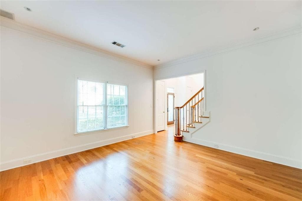 4 bedroom, 4 bathroom, 3,121 sq ft single family residence for sale at 105 Beracah Walk, Atlanta, GA 30331 — photo 8