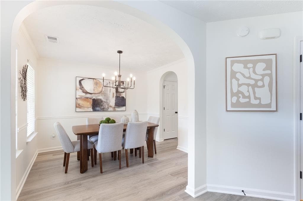 3 bedroom, 3 bathroom, 2,069 sq ft single family residence under contract at 319 Sapphire Bend, Riverdale, GA 30296 — photo 6