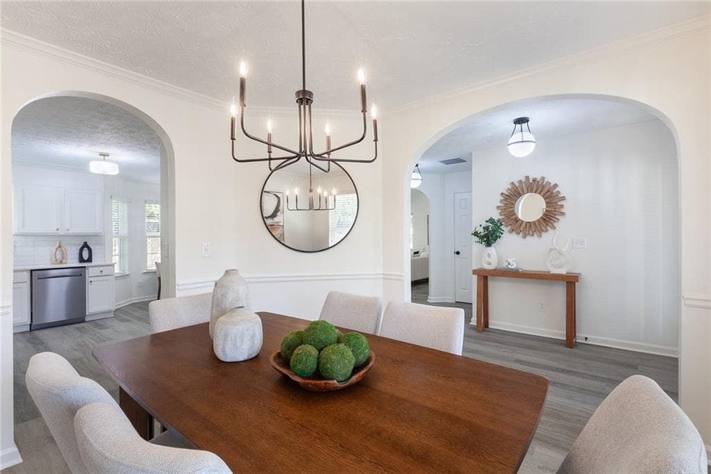 3 bedroom, 3 bathroom, 2,069 sq ft single family residence under contract at 319 Sapphire Bend, Riverdale, GA 30296 — photo 8