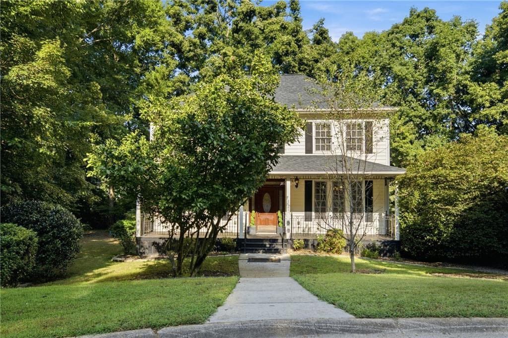 3 bedroom, 3 bathroom, 3,765 sq ft single family residence for sale at 1593 Walkway Court, Lilburn, GA 30047 — photo 2