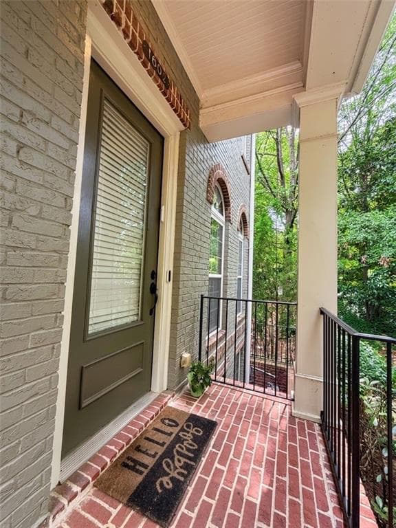 3 bedroom, 4 bathroom, 2,200 sq ft townhouse for rent at 1602 Chatterton Court 106, Atlanta, GA 30329 for $3,500 a month — photo 3