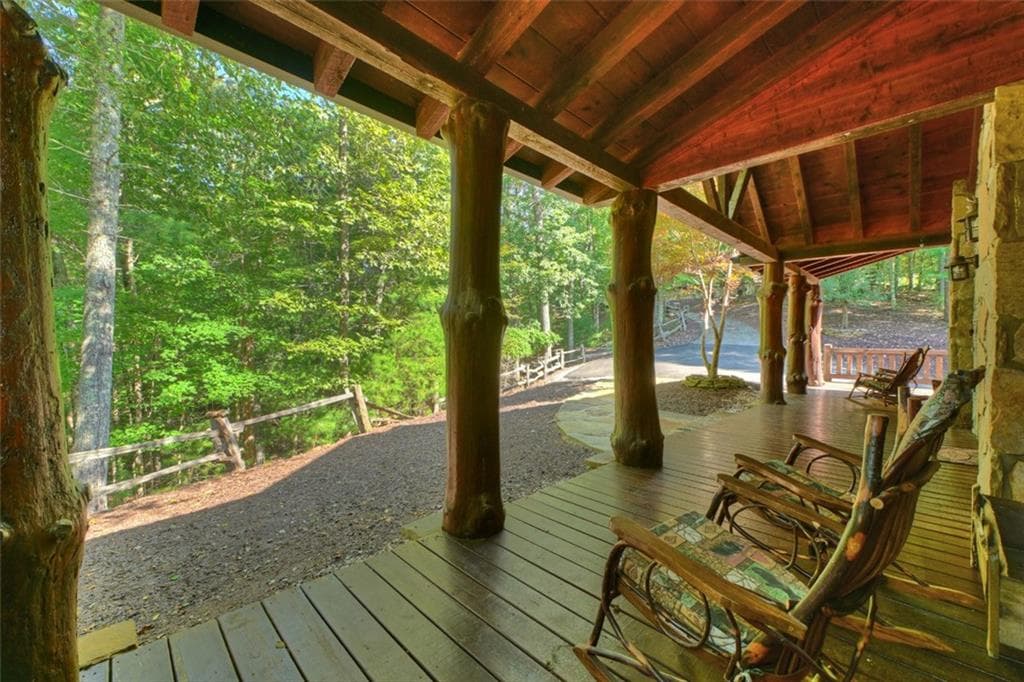 3 bedroom, 3 bathroom, 3,200 sq ft single family residence for sale at 330 Seneca Drive, Ellijay, GA 30540 — photo 5