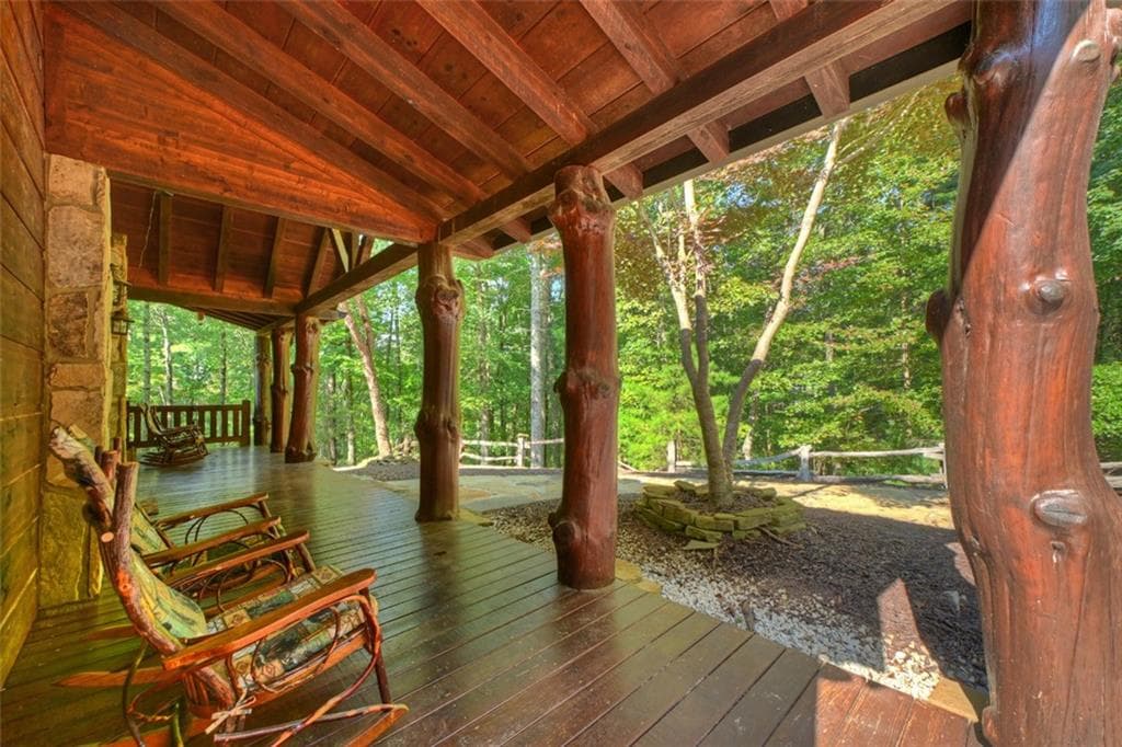 3 bedroom, 3 bathroom, 3,200 sq ft single family residence for sale at 330 Seneca Drive, Ellijay, GA 30540 — photo 6
