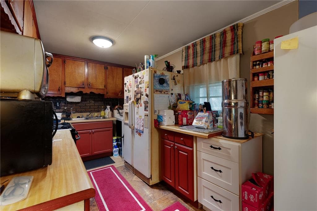 3 bedroom, 1 bathroom, 1,075 sq ft single family residence for sale at 1039 Worley Drive, Marietta, GA 30066 — photo 6