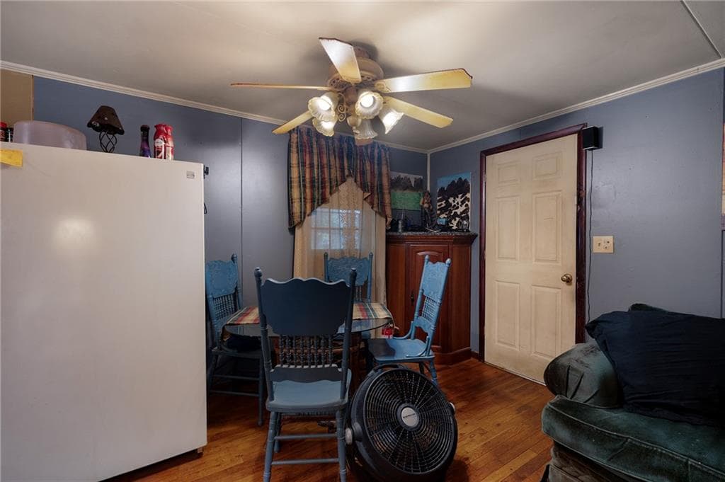 3 bedroom, 1 bathroom, 1,075 sq ft single family residence for sale at 1039 Worley Drive, Marietta, GA 30066 — photo 7