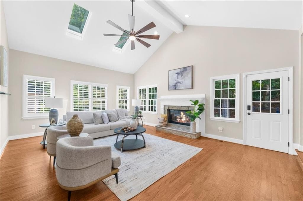 5 bedroom, 4 bathroom, 3,837 sq ft single family residence under contract at 2995 Georgian Manor Drive, Johns Creek, GA 30022 — photo 3
