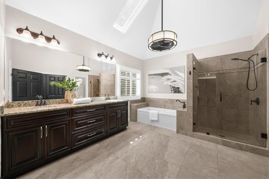 5 bedroom, 4 bathroom, 3,837 sq ft single family residence under contract at 2995 Georgian Manor Drive, Johns Creek, GA 30022 — photo 8