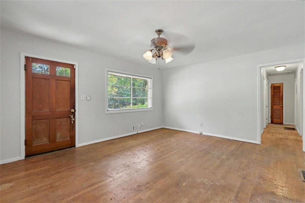 3 bedroom, 2 bathroom, 1,100 sq ft single family residence for sale at 3525 Larkspur Terrace, Decatur, GA 30032 — photo 9