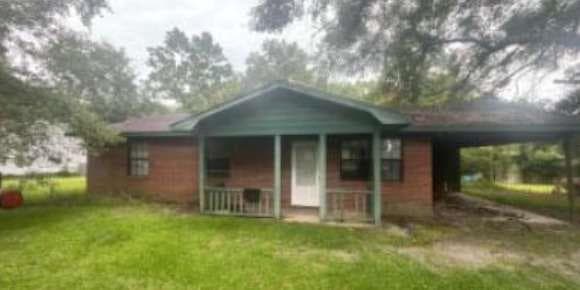 2 bedroom, 1 bathroom, 1,080 sq ft single family residence for sale at 1049 S Plum Street, Coolidge, GA 31738 — photo 1 of 7