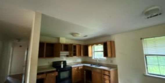 2 bedroom, 1 bathroom, 1,080 sq ft single family residence for sale at 1049 S Plum Street, Coolidge, GA 31738 — photo 4
