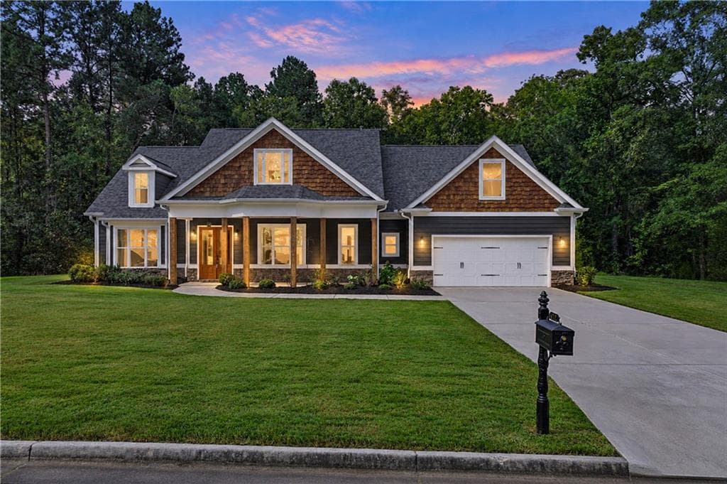 4 bedroom, 4 bathroom, 2,786 sq ft single family residence for sale at 425 Blossom Trail, Acworth, GA 30101