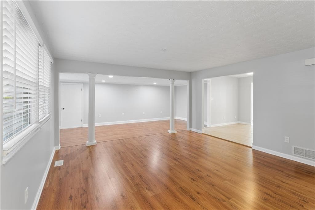 3 bedroom, 3 bathroom single family residence under contract at 4782 N Inlet Drive, Marietta, GA 30066 — photo 4
