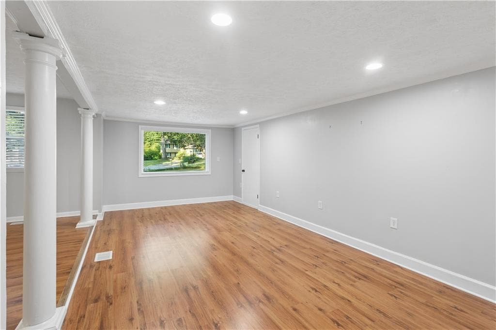 3 bedroom, 3 bathroom single family residence under contract at 4782 N Inlet Drive, Marietta, GA 30066 — photo 5