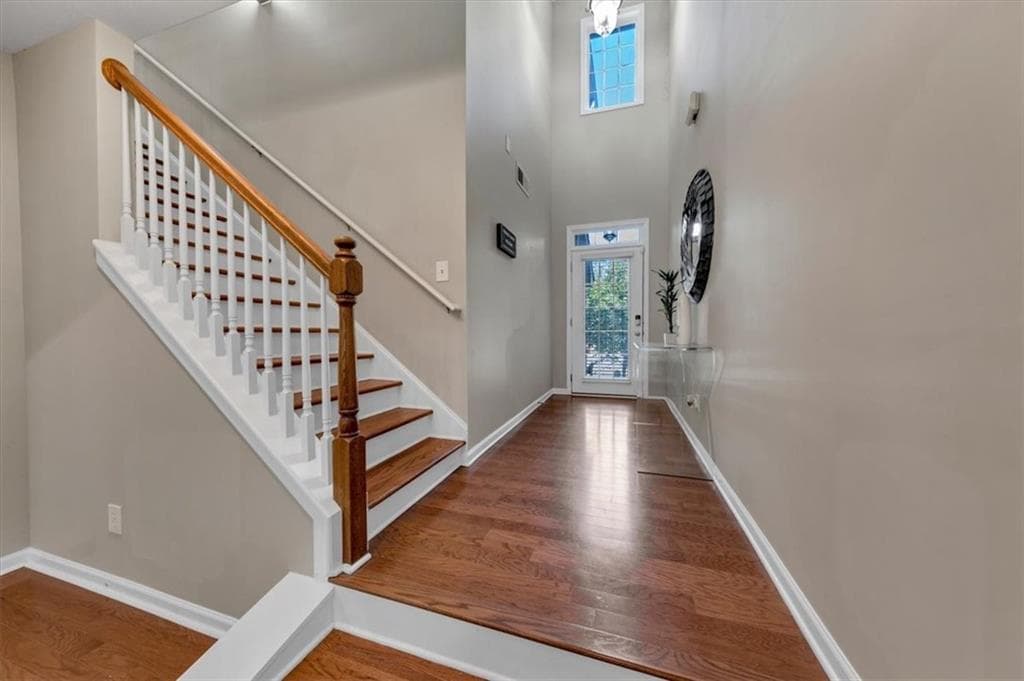 3 bedroom, 3 bathroom, 2,089 sq ft townhouse for sale at 117 Grampian Court, Marietta, GA 30008 — photo 5