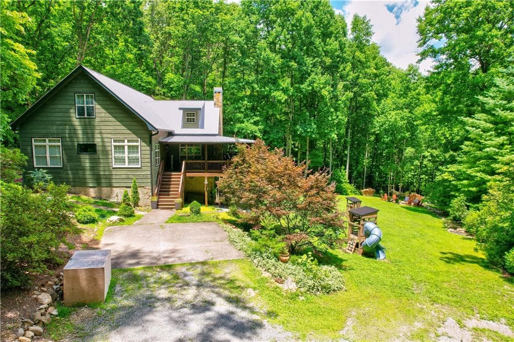 4 bedroom, 3 bathroom, 2,480 sq ft single family residence for sale at 50 Trails End Ct, Ellijay, GA 30536 — photo 9