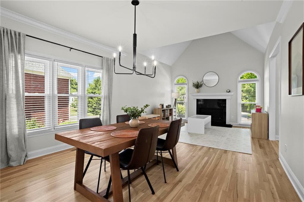 4 bedroom, 4 bathroom, 5,208 sq ft single family residence for sale at 540 Clubfield Drive, Roswell, GA 30075 — photo 9