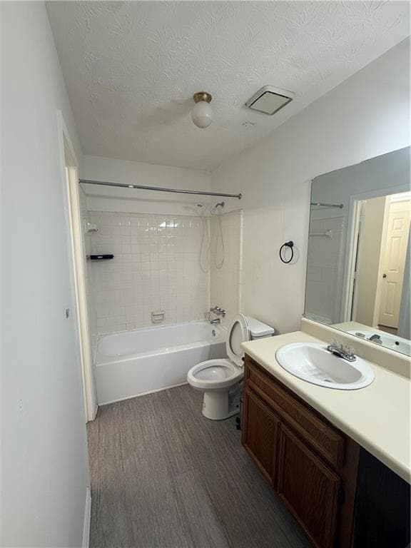 1 bedroom, 1 bathroom, 884 sq ft condominium for sale at 1300 Branch Drive, Tucker, GA 30084 — photo 10