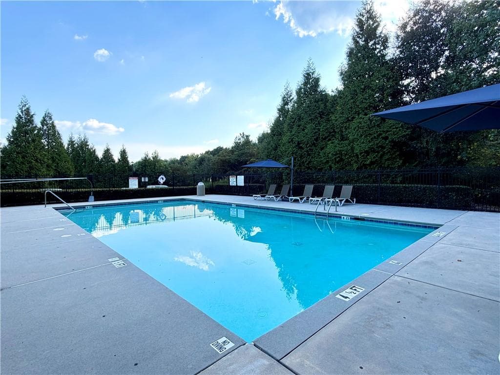 3 bedroom, 2 bathroom, 1,315 sq ft single family residence for sale at 2114 Appaloosa Way, Conyers, GA 30012 — photo 9