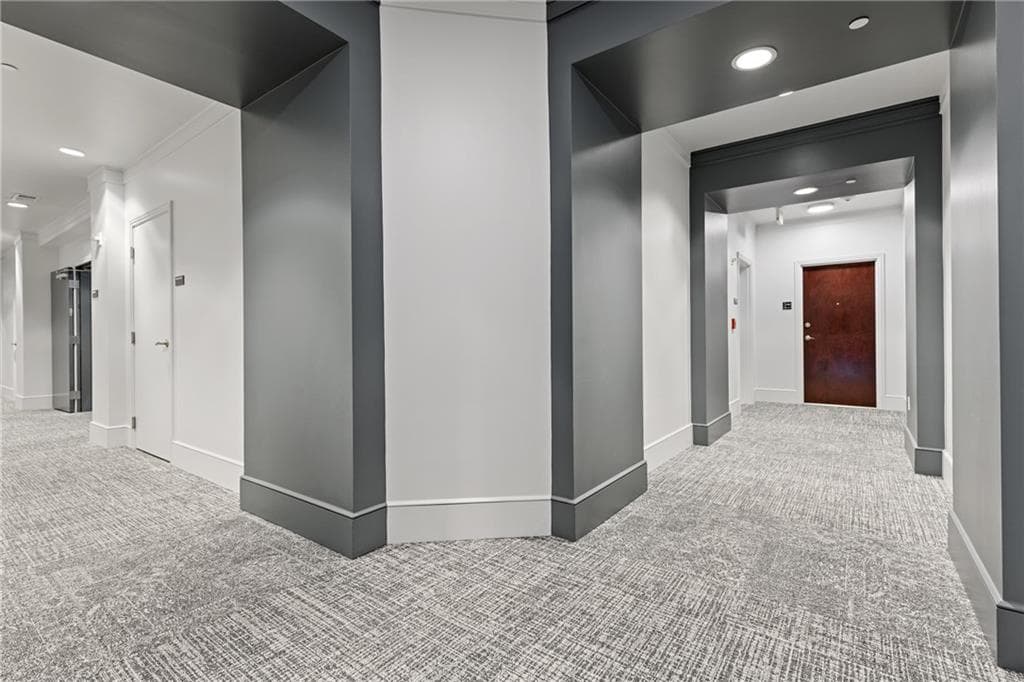 2 bedroom, 2 bathroom, 1,329 sq ft condominium for sale at 222 12th Street 2108, Atlanta, GA 30309 — photo 3