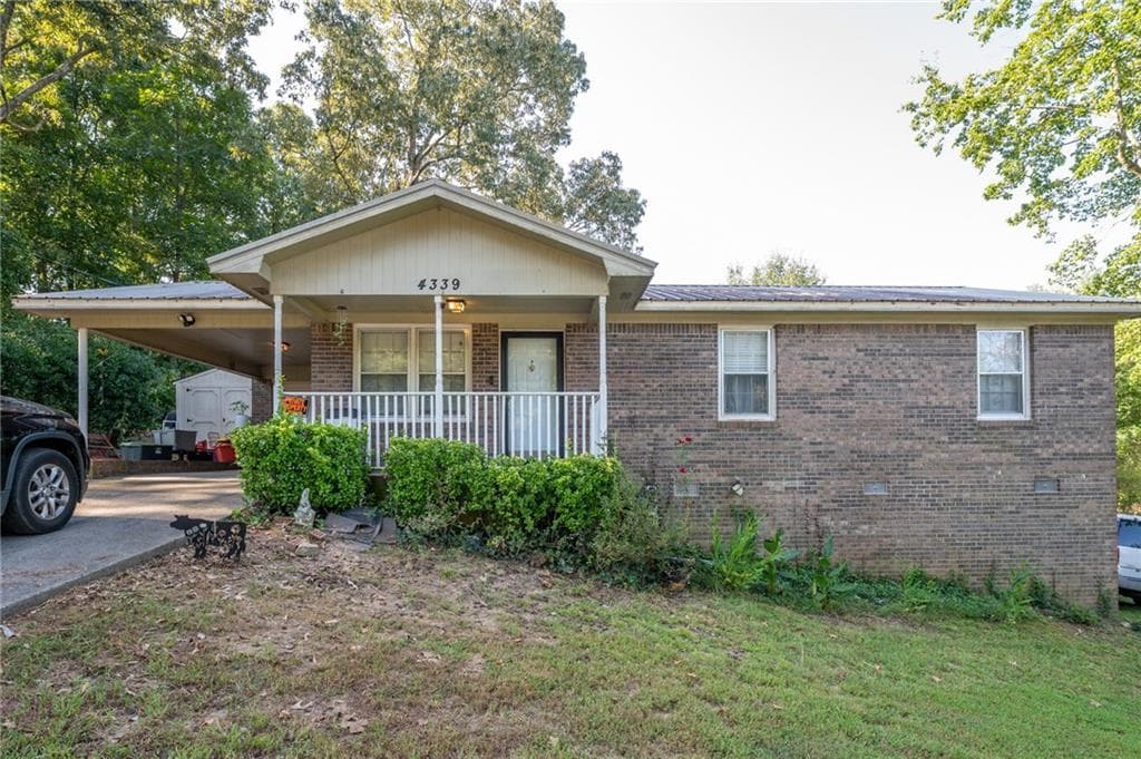 3 bedroom, 2 bathroom, 1,053 sq ft single family residence for sale at 4339 Dews Pond Road, Calhoun, GA 30701 — photo 1 of 6