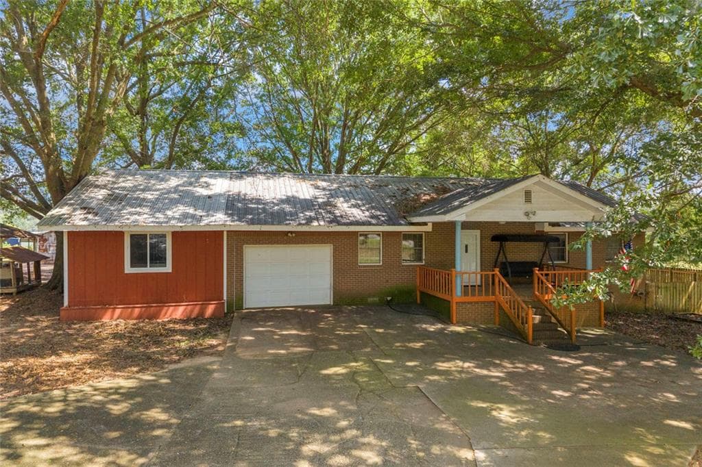 5 bedroom, 4 bathroom single family residence for sale at 7668 Mud Creek Road, Alto, GA 30510 — photo 6