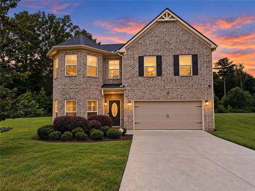 5 bedroom, 3 bathroom, 3,528 sq ft single family residence for sale at 5654 Wyncreek Circle, South Fulton, GA 30331