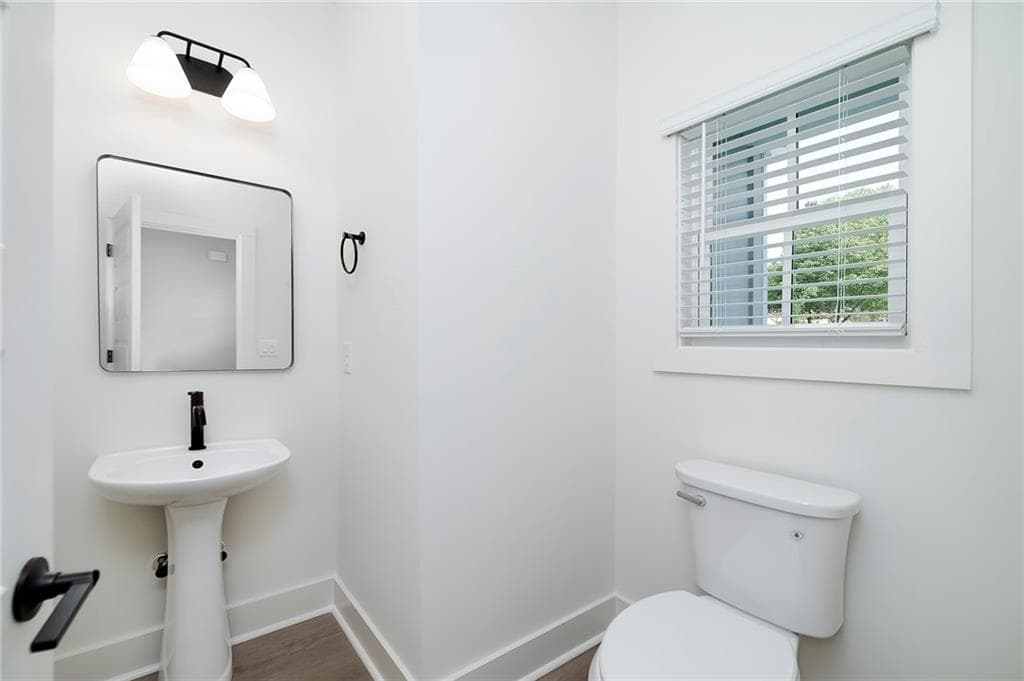 4 bedroom, 4 bathroom, 2,414 sq ft single family residence for sale at 8560 Old Keith Bridge Road, Gainesville, GA 30506 — photo 8