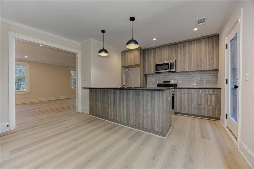 3 bedroom, 2 bathroom, 1,503 sq ft apartment for rent at 83 26th Street Top, Atlanta, GA 30309 for $3,600 a month — photo 8