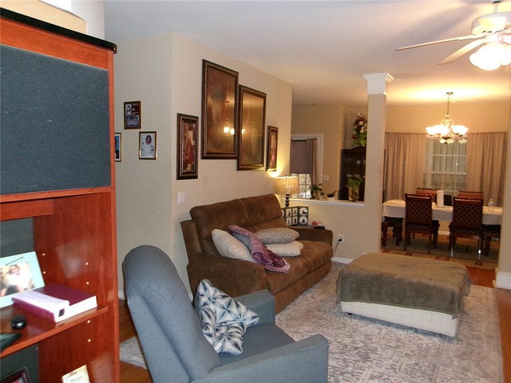 3 bedroom, 3 bathroom, 2,430 sq ft single family residence for sale at 106 Turtle Walk, Carrollton, GA 30116 — photo 4