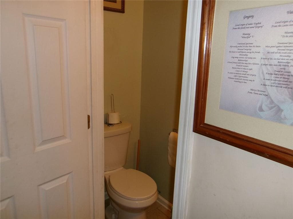 3 bedroom, 3 bathroom, 2,430 sq ft single family residence for sale at 106 Turtle Walk, Carrollton, GA 30116 — photo 9
