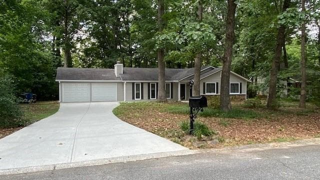 3 bedroom, 2 bathroom single family residence for rent at 115 Andover Drive, Alpharetta, GA 30009 for $2,500 a month — photo 1 of 35