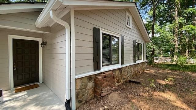 3 bedroom, 2 bathroom single family residence for rent at 115 Andover Drive, Alpharetta, GA 30009 for $2,500 a month — photo 3