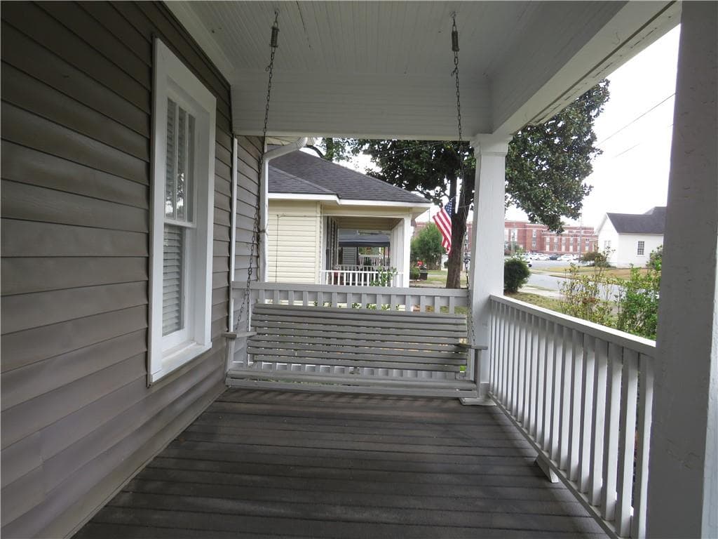 3 bedroom, 2 bathroom, 1,328 sq ft single family residence for sale at 130 Marshall Street, Cedartown, GA 30125 — photo 5