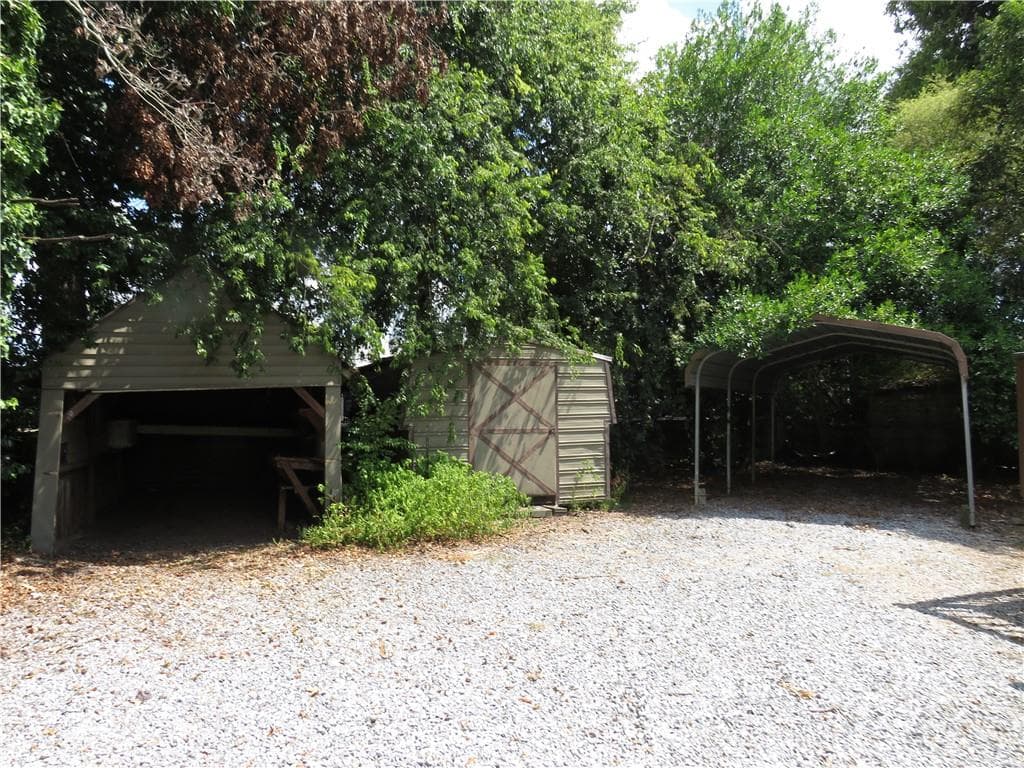 3 bedroom, 2 bathroom, 1,328 sq ft single family residence for sale at 130 Marshall Street, Cedartown, GA 30125 — photo 6