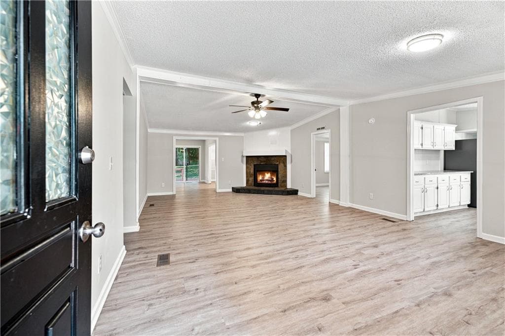 3 bedroom, 2 bathroom, 1,612 sq ft single family residence for rent at 326 Forest Lake Road, Pendergrass, GA 30567 for $1,850 a month — photo 3