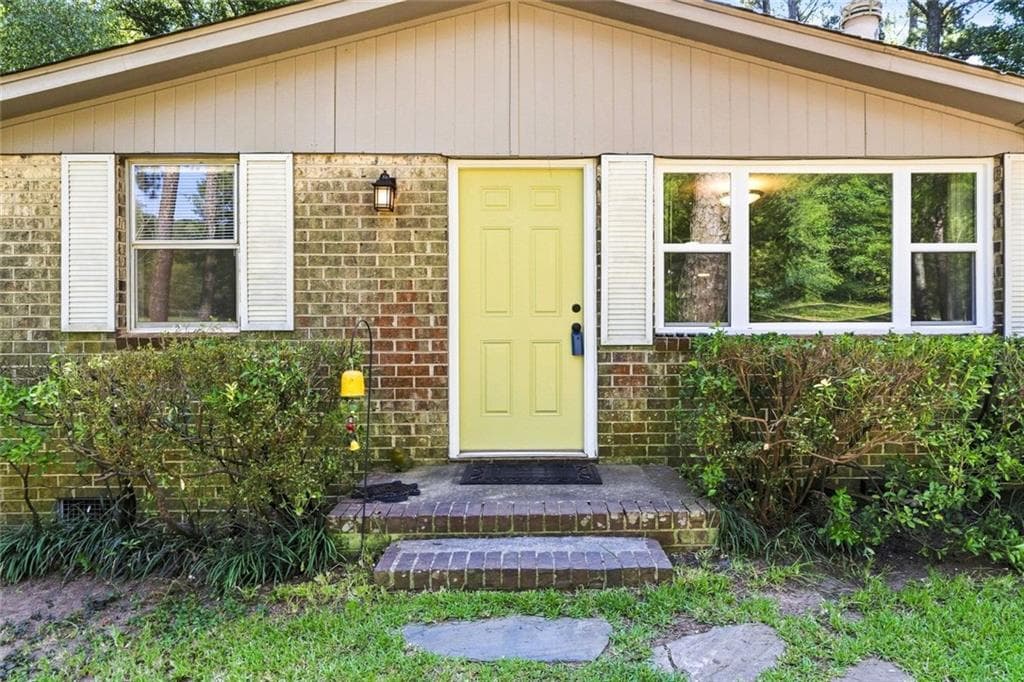 3 bedroom, 2 bathroom, 2,274 sq ft single family residence for sale at 361 Wisso Road, Griffin, GA 30223 — photo 6