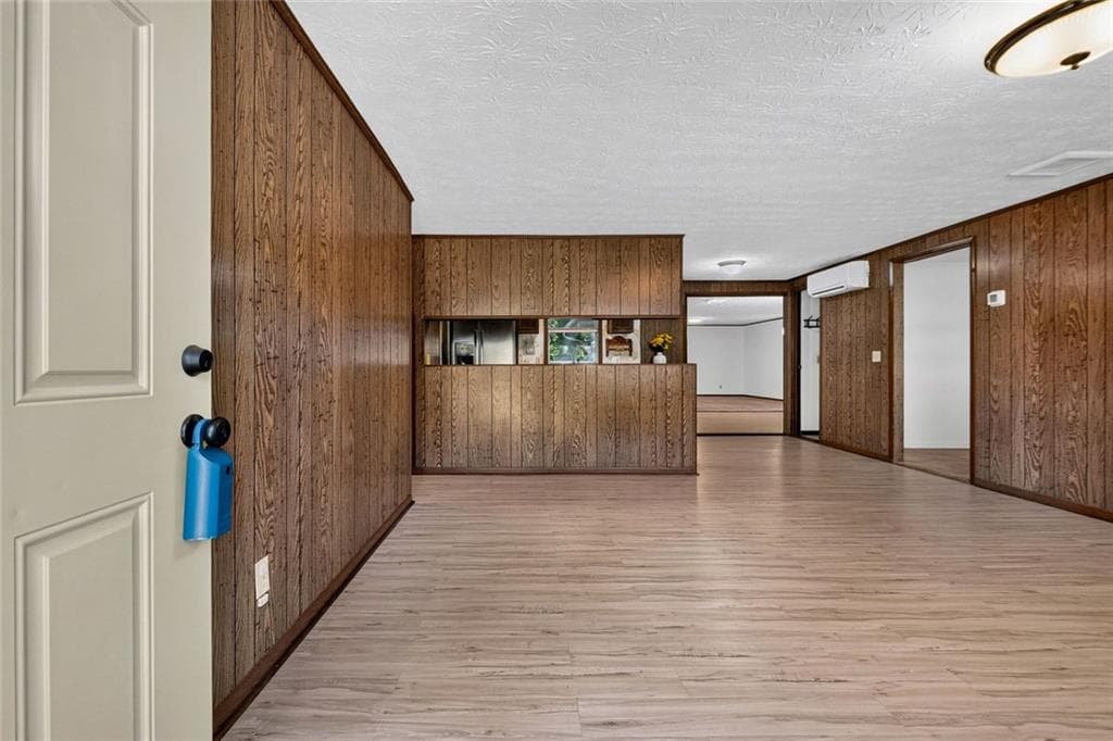 3 bedroom, 2 bathroom, 2,274 sq ft single family residence for sale at 361 Wisso Road, Griffin, GA 30223 — photo 7