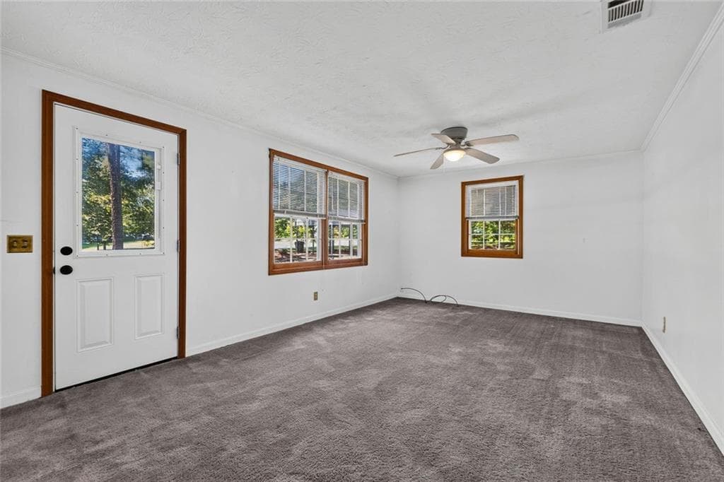 3 bedroom, 2 bathroom, 2,274 sq ft single family residence for sale at 361 Wisso Road, Griffin, GA 30223 — photo 9
