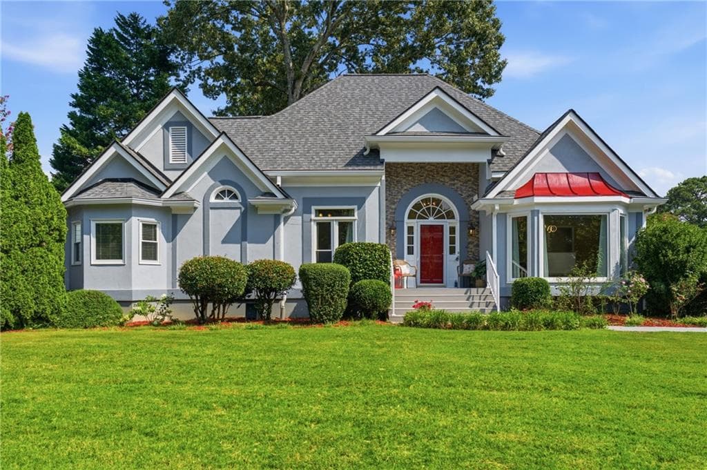 4 bedroom, 3 bathroom, 3,102 sq ft single family residence under contract at 5008 Sandyhook Court, Acworth, GA 30102